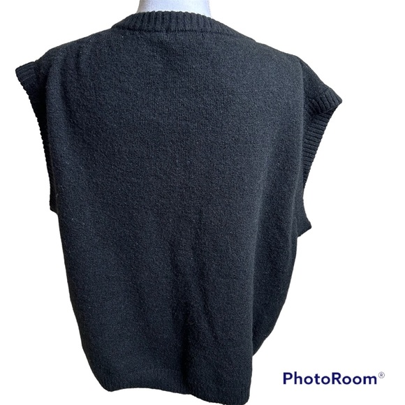 Black womens oversized sweater vest from H&M - Picture 2 of 2